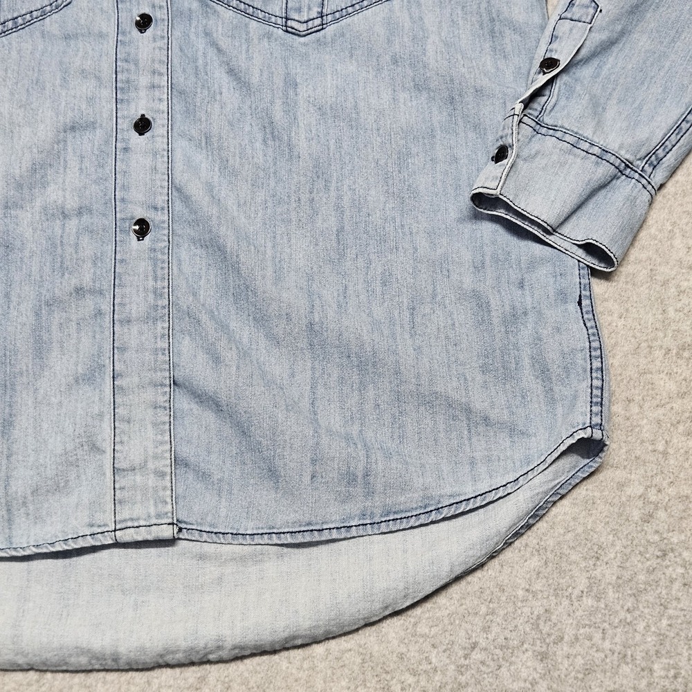 Free People Women's Sz M Denim Button Up Long Sleeve Shirt - Picture 3 of 11